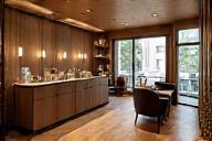 Intérieur lumineux du salon Belle Tresse à Paris